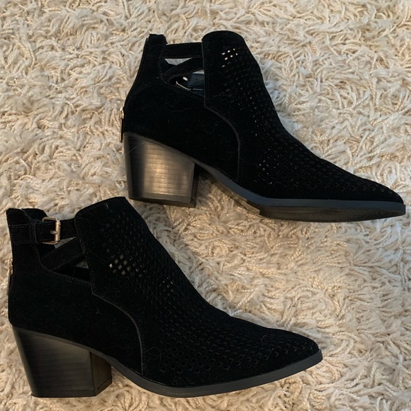 Black ankle boots - Picture 2 of 6
